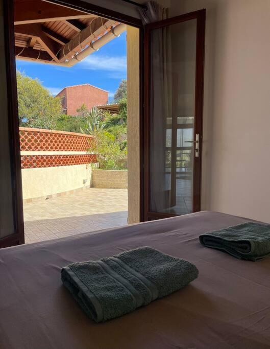 Charmante Petite Maison Magnifique Vue Mer โพรพริอาโน ภายนอก รูปภาพ
