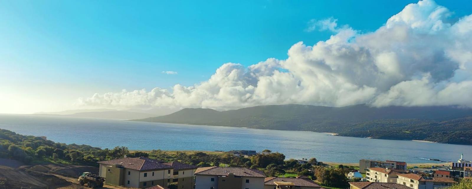 Charmante Petite Maison Magnifique Vue Mer โพรพริอาโน ภายนอก รูปภาพ